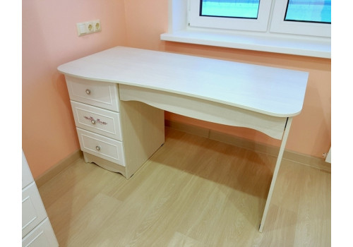 Стол Акварель 1