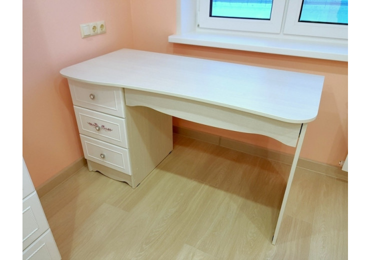 Стол Акварель 1